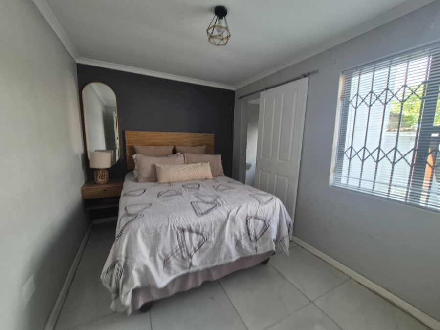 2 Bedroom Property for Sale in New Brighton Eastern Cape